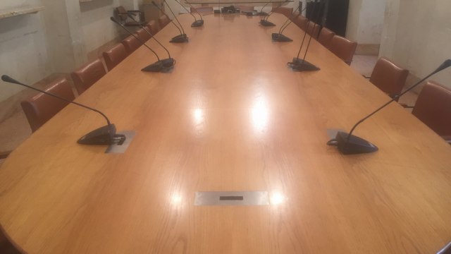 Seduta I    Commissione       Sala Loi 